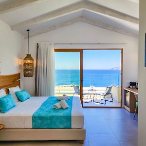 Zoe Hotel